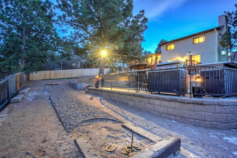 4br Entertainer Af Academy Hot Tub, Firepit!