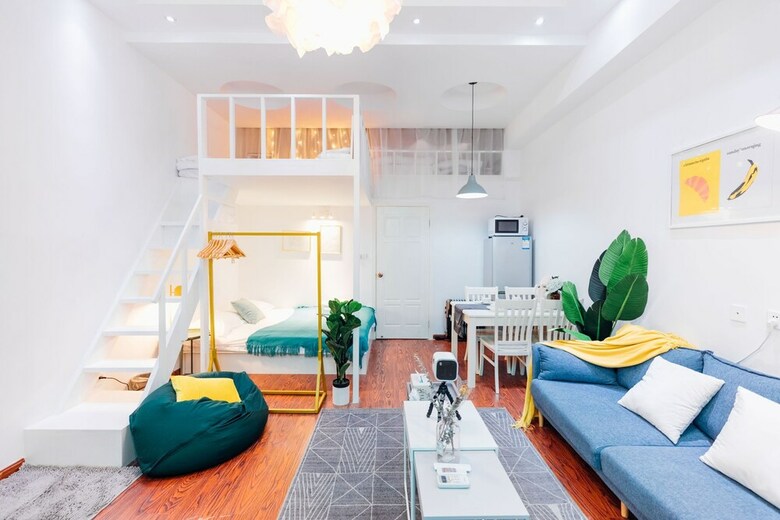 Hotel Lan Shikumen House