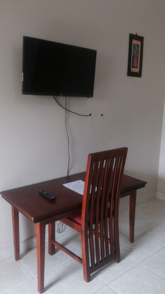 Hotel Lavic Country Resort