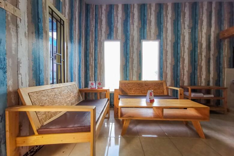 Hostal Oyo 1291 Asipra House