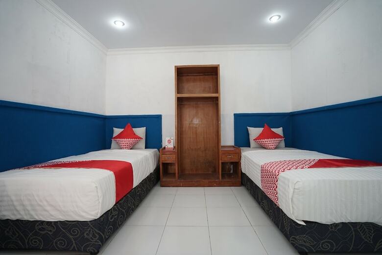 Hostal Oyo 1315 Paris Hotel