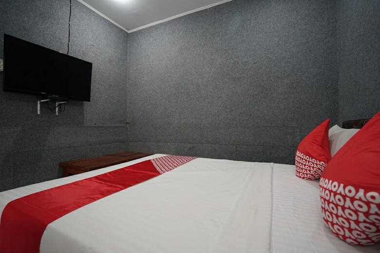 Hostal Oyo 1315 Paris Hotel