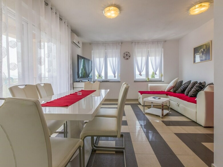 Apartment Cherry