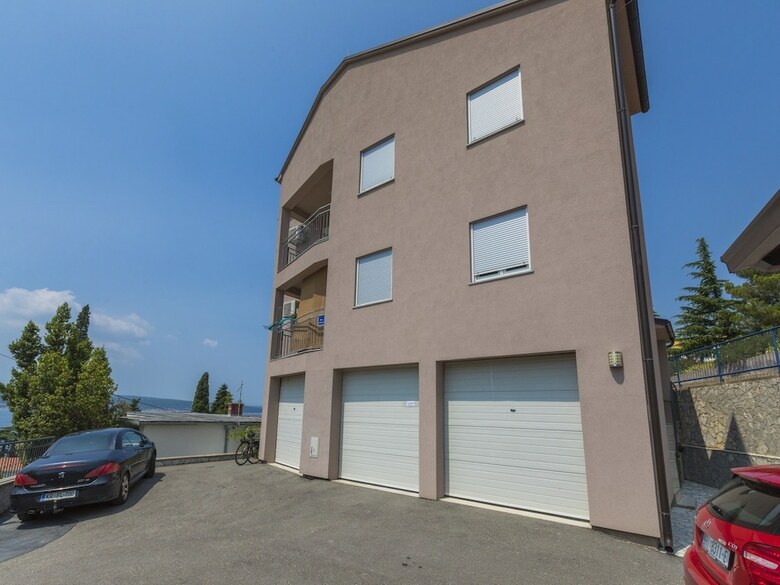 Apartment Cherry