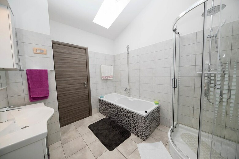House Odiseja