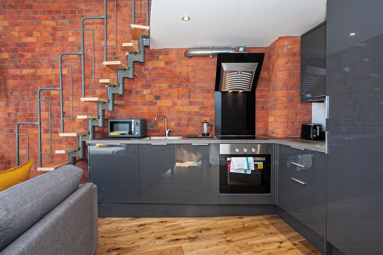 Oyo Arena Apartments