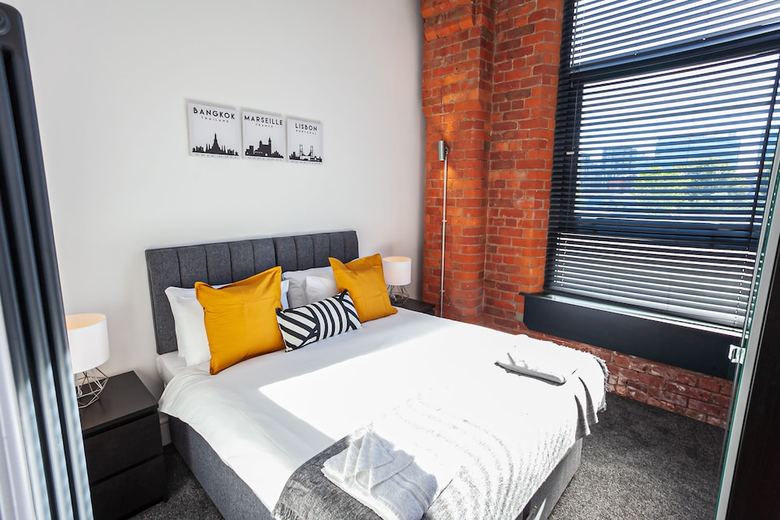 Oyo Arena Apartments