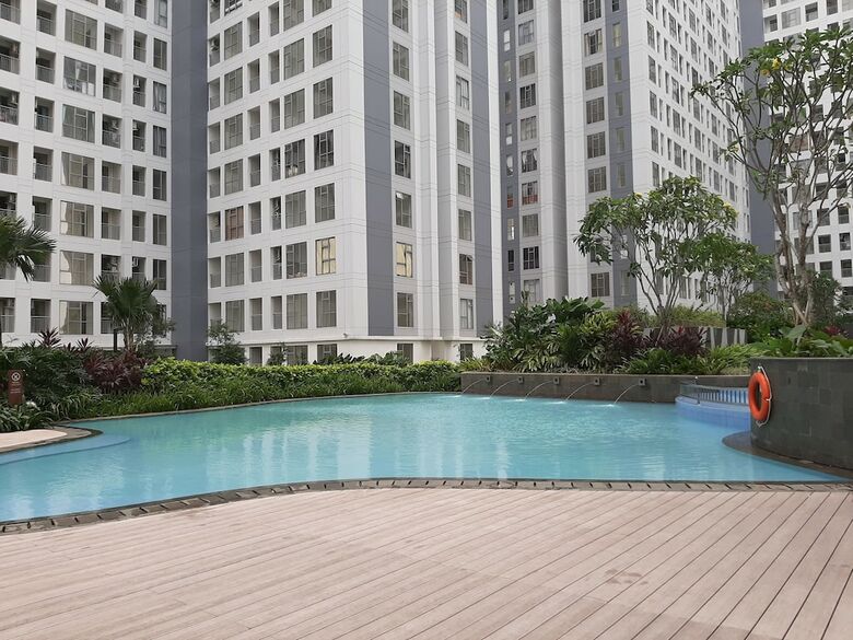 Comfy Studio At M-town Gading Serpong Apartment