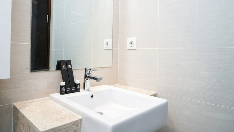 Comfy Studio At Puri Mansion Apartment