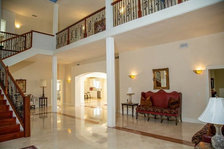 Ocean Mansion On The Beach, Private Pool, Hot Tub