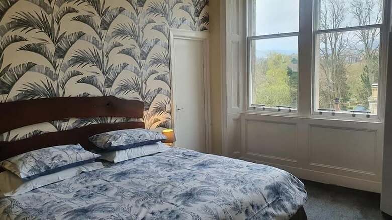Bed & Breakfast The Neidpath Inn