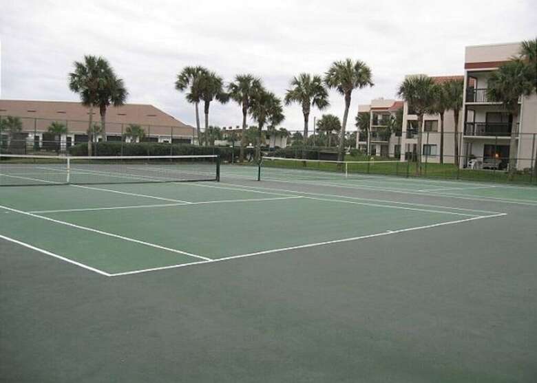 Ocean Village Club Q34