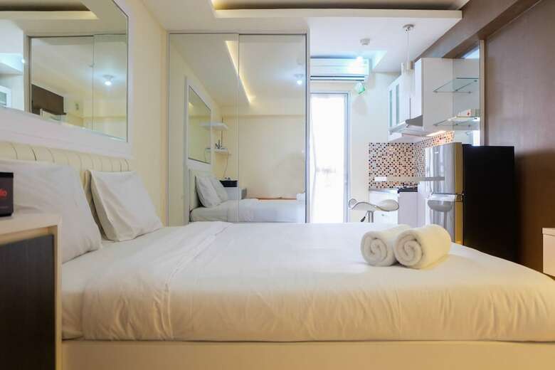 Best Deal Bassura Studio Apartment