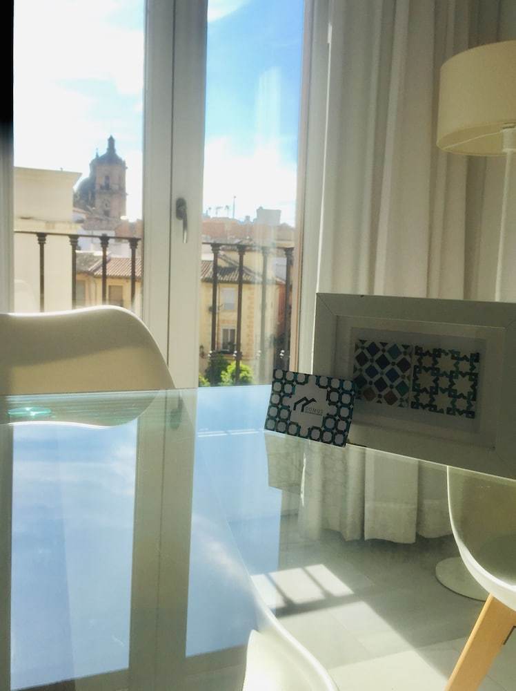 Domus Apartamentos Granada