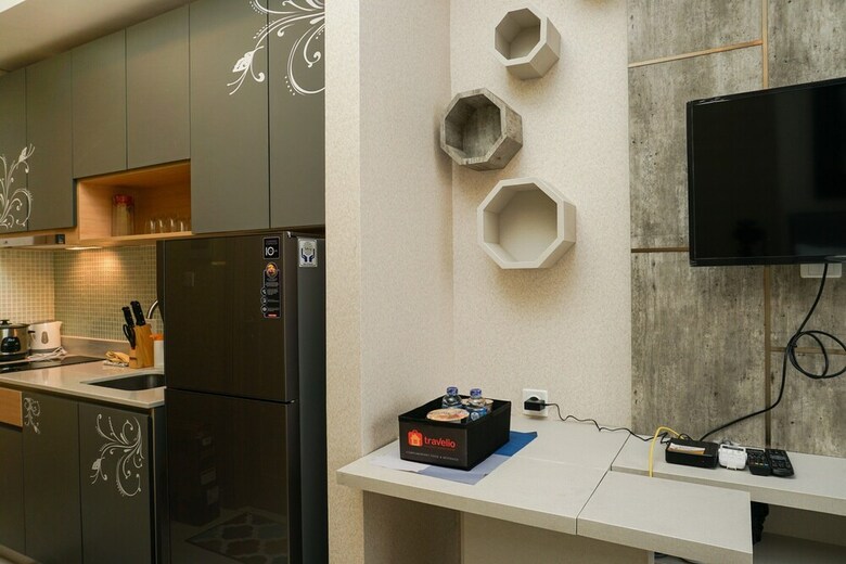 Modern Elegant Studio Apartment @ Taman Anggrek Residence