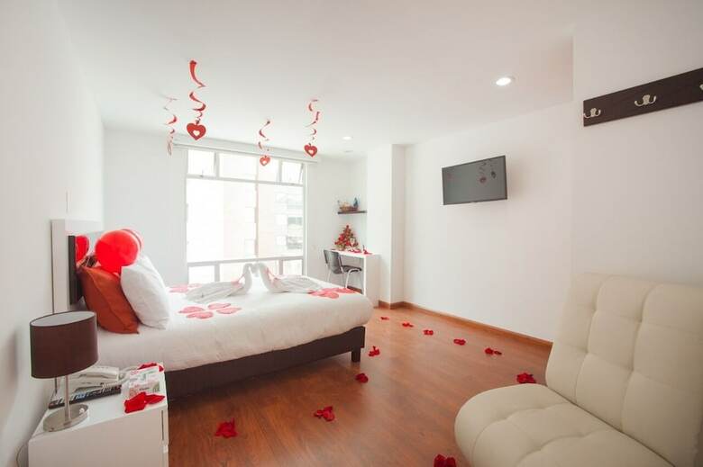 Hotel Castellana 100