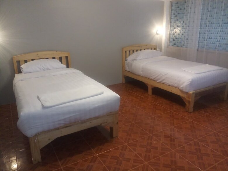 Hotel Nuengthong Hostel