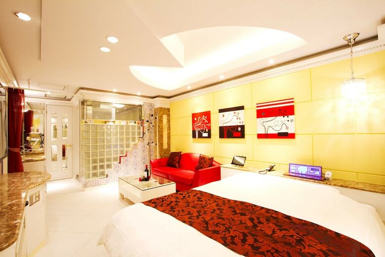 Coco Hotel Tiara Adult Only