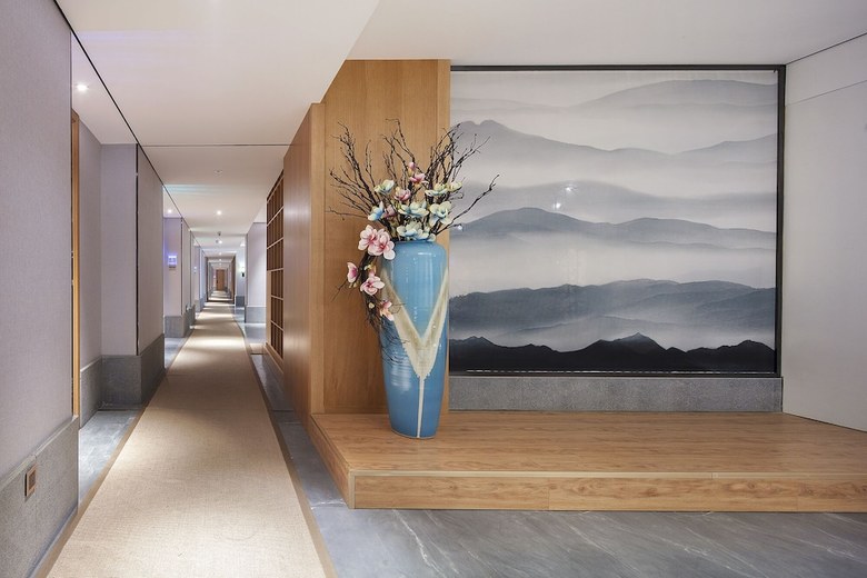 Qianna Baihe Boutique Hotel