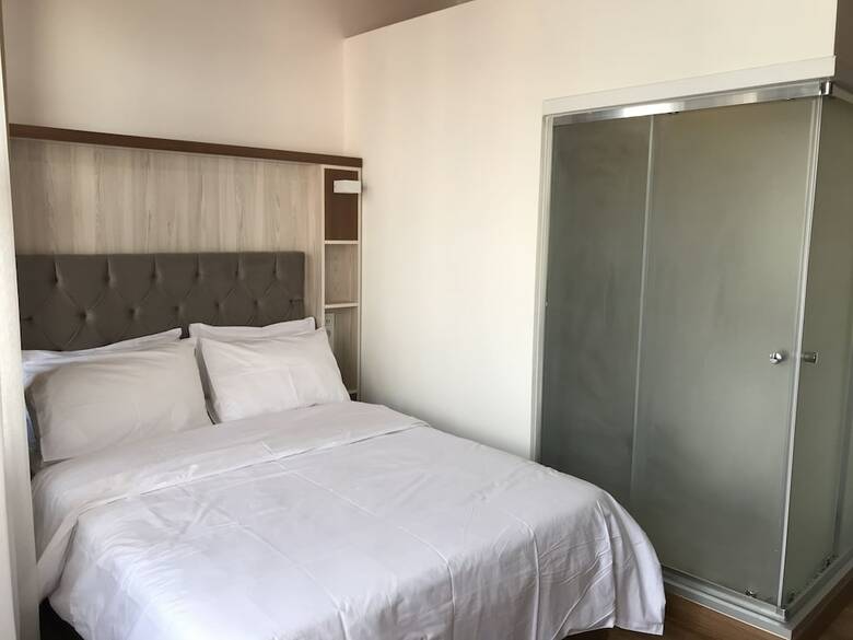Qonaq Hotel