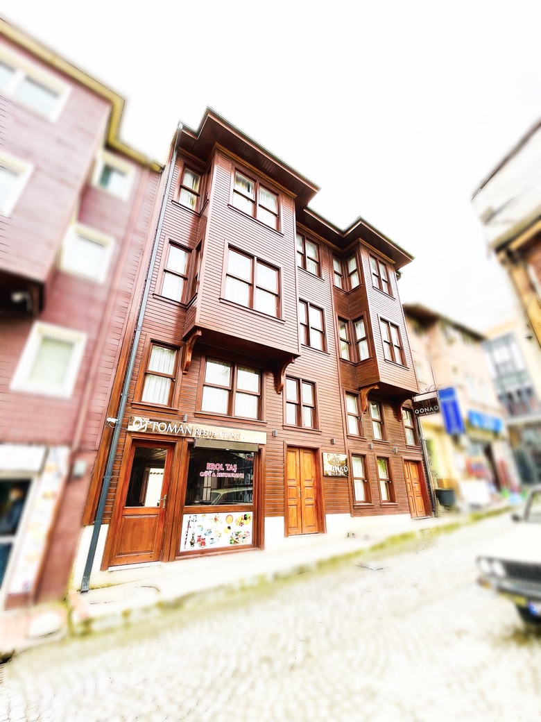 Qonaq Hotel