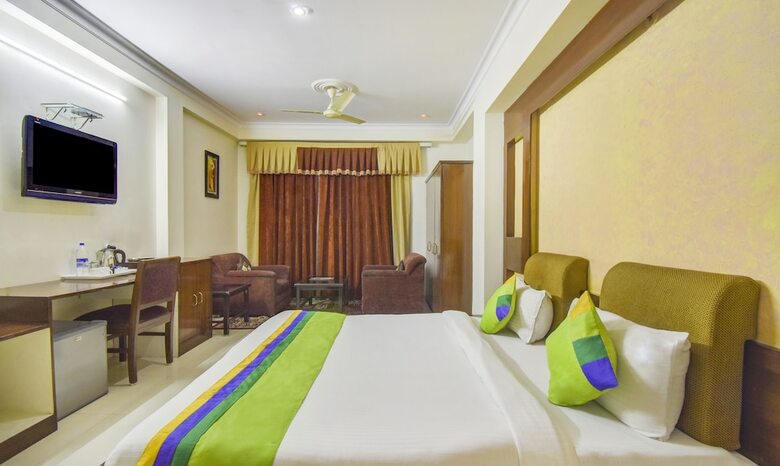 Treebo Trend Hotel Rockland & Restaurant