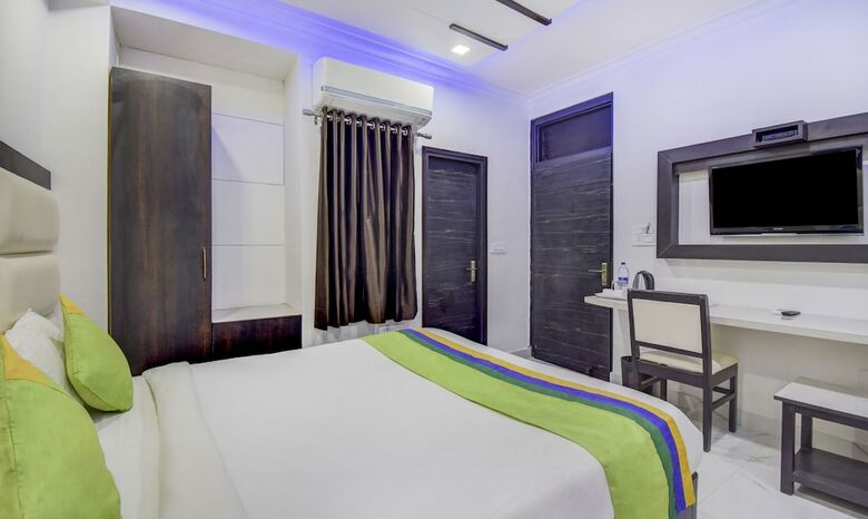 Treebo Trend Hotel Rockland & Restaurant