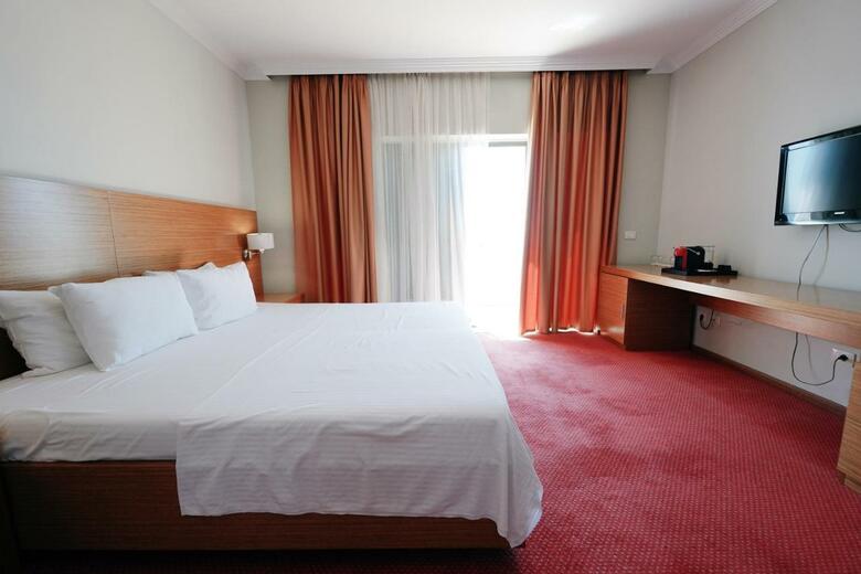 Hotel Jaroal