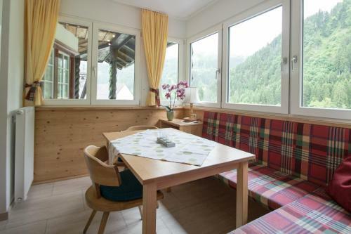 Apartamento Ferienwohnung Pension Tirol