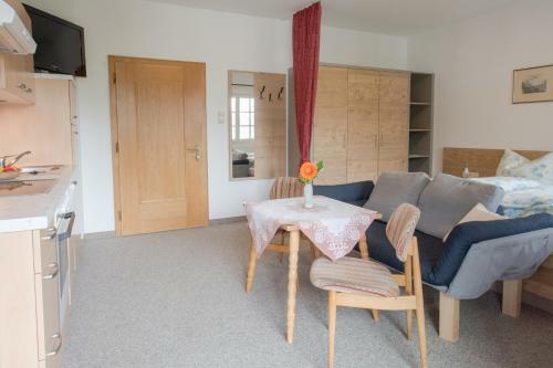 Apartamento Ferienwohnung Pension Tirol
