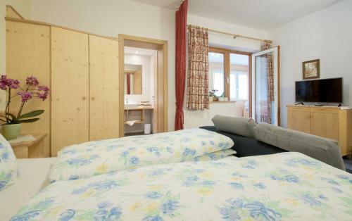 Apartamento Ferienwohnung Pension Tirol