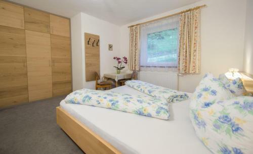 Apartamento Ferienwohnung Pension Tirol