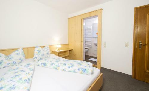 Apartamento Ferienwohnung Pension Tirol