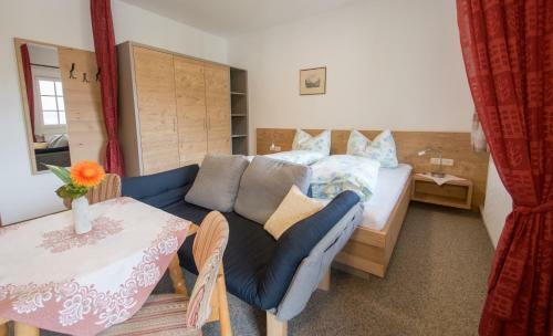 Apartamento Ferienwohnung Pension Tirol