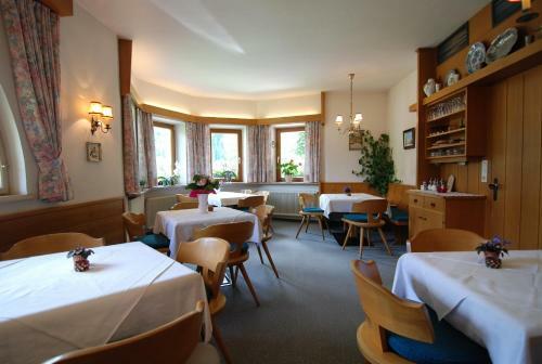 Apartamento Ferienwohnung Pension Tirol