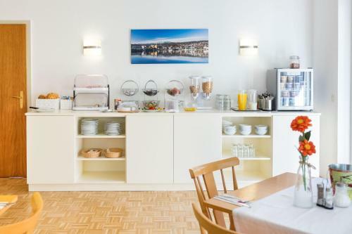 Hostal G�stehaus Genf