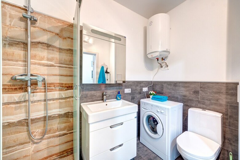 Comfortable Apartment Mihaila Dragomirov