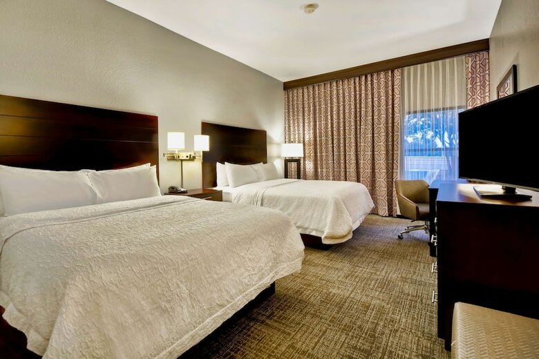 Hotel Hampton Inn Starkville