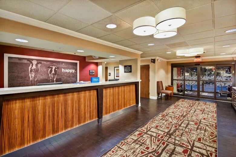 Hotel Hampton Inn Starkville