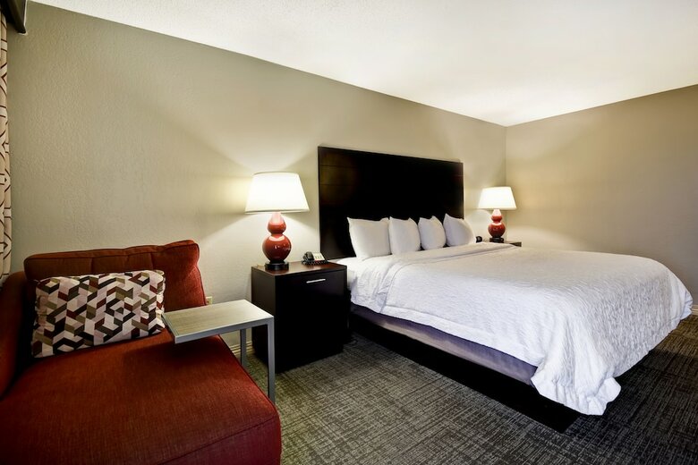Hotel Hampton Inn Starkville