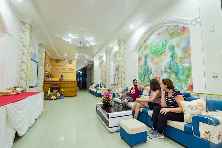 Phoenix Flower Hotel