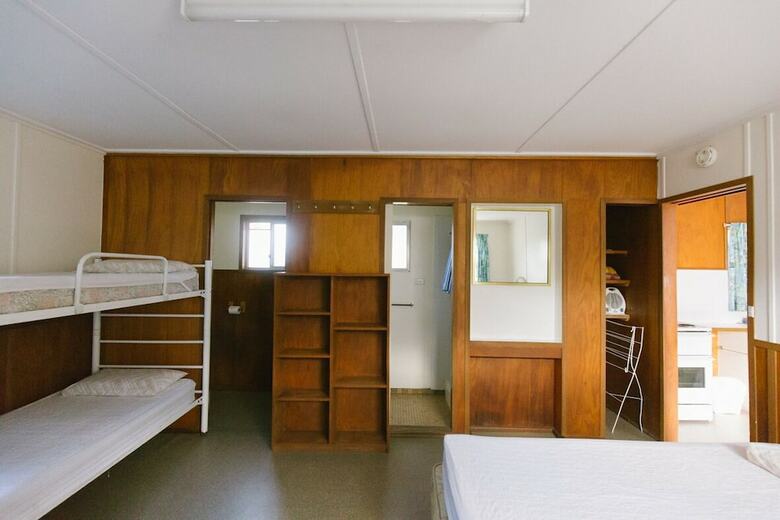 Wonboyn Cabins & Caravan Park