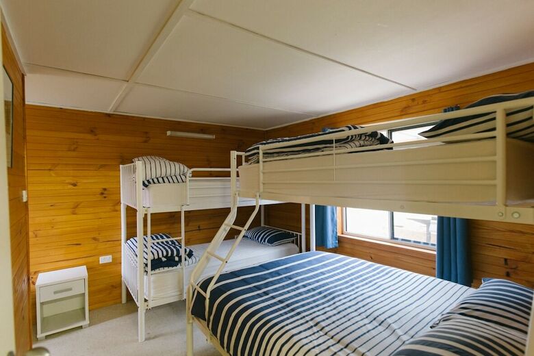 Wonboyn Cabins & Caravan Park