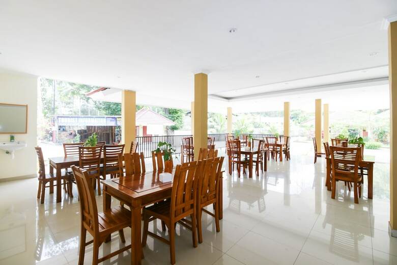Hotel Airy Batu Layar Raya Senggigi 2 Lombok
