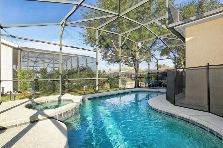 Villa Modest & Comfortable Gated Home W/ Pool
