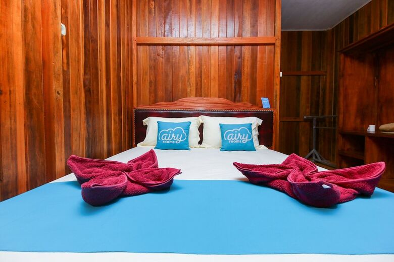 Hotel Airy Eco Lingkungan Satu 36 Bunaken