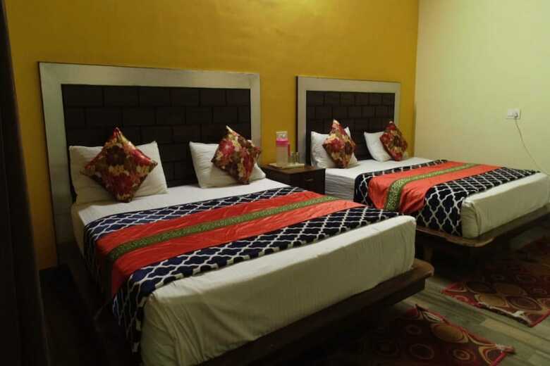 Hotel Nakshatra Resort
