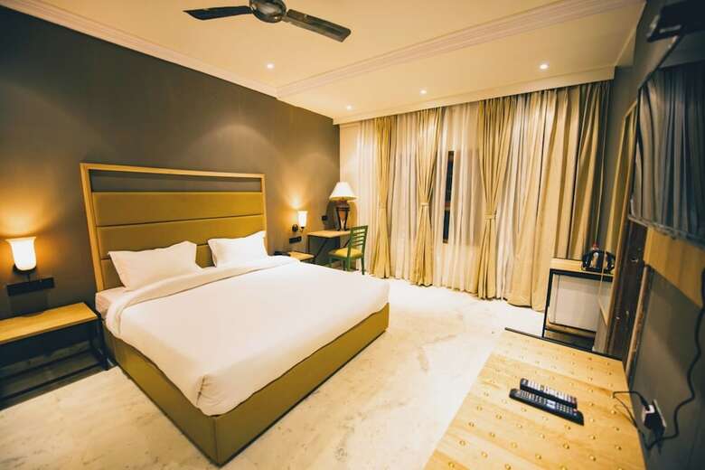 Hotel Down Town