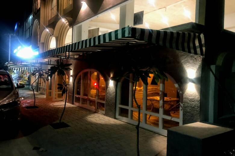 Hotel Down Town
