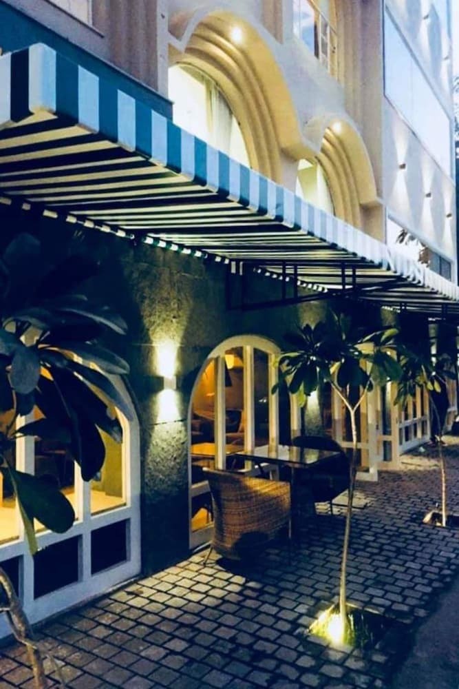 Hotel Down Town
